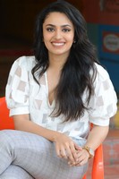 Malavika Nair Pics